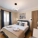 Marina's House نيدري