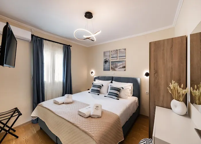 Marina's House Нидри